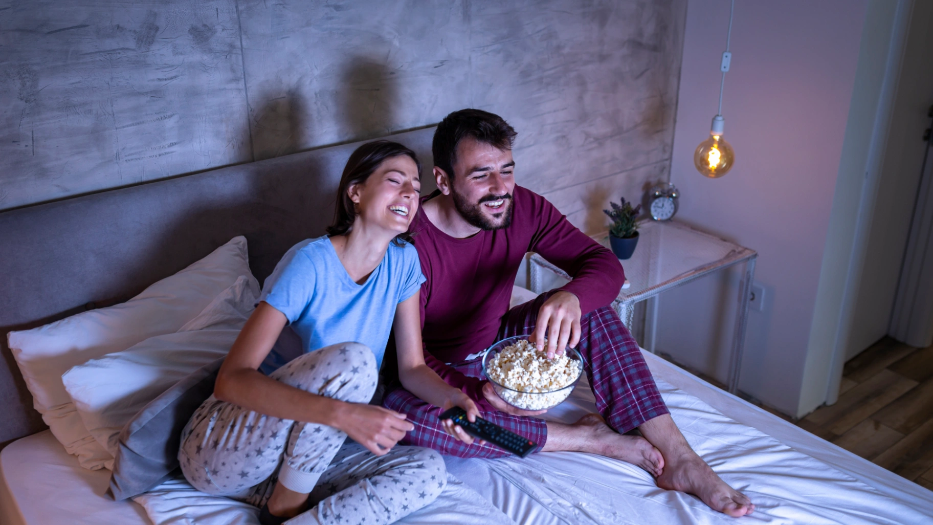 Delivering high-quality 4K streaming experiences with reliable telecom solutions for homes and mobile networks across the UAE